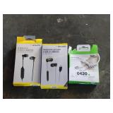 2 HEADPHONES AND USB C CABLE