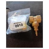 2 BRASS FITTINGS