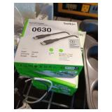 6 CHARGING CABLES