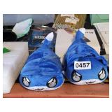 2 STUFFED TOYS