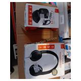 EARBUDS & HEADPHONES