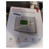 NON PROGRAMMABLE THERMOSTAT