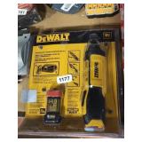 DEWALT GYROSCOPIC IN LINE SCREWDRIVER KIT