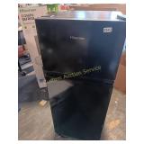 4.4 CU.FT COMPACT REFRIGERATOR