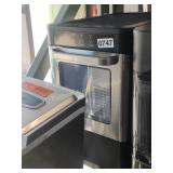INSIGNIA NUGGET ICE MAKER