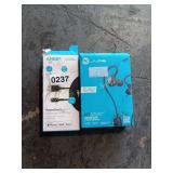 EARBUDS & CHARGING CABLE