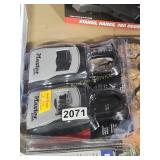 2 MASTER LOCKS
