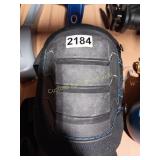 KNEE PADS