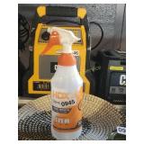 SPRAY BOTTLE