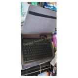 TABLET COVER WITH KEYBOARD