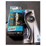 1/4' TOGGLE BOLTS & SHOWER ARM