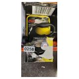 RETRACTABLE LEASH