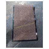 FLOOR MAT