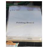 FOLDING BOARD TO FOLD BED SHEETS