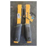 2 HAND STAPLERS