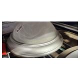 FLUSHMOUNT CEILING FIXTURE