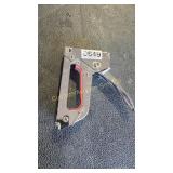 STAPLE GUN