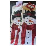 2 SETS OF KITCHEN TOWELS