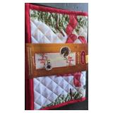 TABLE RUNNER