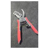 PRUNERS