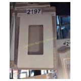 10 WALL PLATES