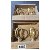 2PK OF 2 FINIALS