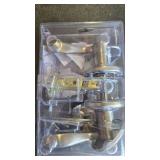 KEYED DOOR HANDLE WITH KEYS