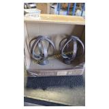 2PK OF 2 FINIALS