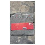 2 MEDIUM UNISEX T SHIRTS