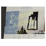 QUOIZEL OUTDOOR WALL FIXTURE
