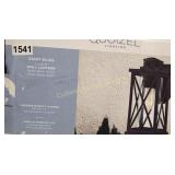 QUOIZIAL LIGHT FIXTURE