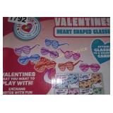 VALENTINES HEART SUNGLASSES AND CARDS 32 CT