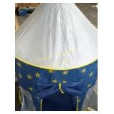 KIDS PLAY TENT W/STAR STRING LIGHTS