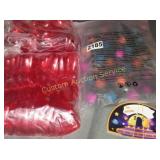 FIDGIT SPINNERS, CARDS & SMALL HEART CONTAINERS