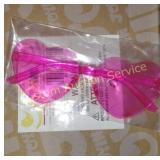 VALENTINES DAY HEART GLASSES WITH CARDS 28 PC