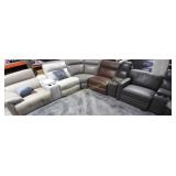 8PC LEATHER SECTIONAL SOFA W/ POWERED CONSOLES