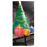 8FT CHRISTMAS TREE INFLATANLE RETAIL$199
