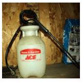 1 gal. garden sprayer