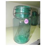 7" Quick Seal Green Jar