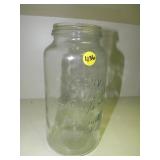 9"h Easy Vaccuum Jar