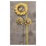 Garden Art Metal Sunflower  30" Tall