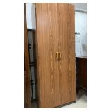 Wood Cabinet w/doors    28 x 16 x 72