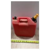 2 gallon fuel can