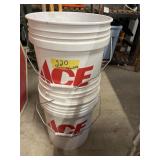 4 plastic buckets