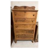 5-drawer Chest of Drawers    30 x 17 x 52