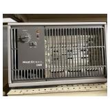 SMALL ELECTRIC HEATER