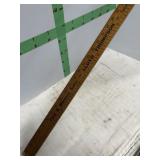 40' Lloyd Thompson measuring stick