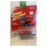 Johnny Lightning Woodys Panel