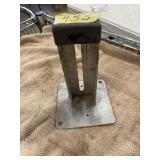 8" WALL BRACKET