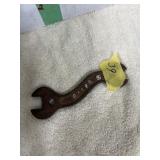 IH WRENCH #P1183